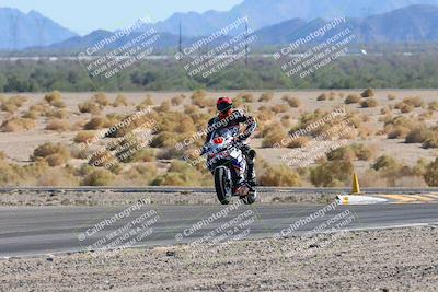 media/Oct-20-2024-CVMA (Sun) [[d4a3dff211]]/Race 16-Formula Middleweight/